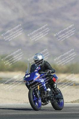 media/Oct-30-2025-Racers Edge (Thu) [[dabbdaf680]]/3-B Group/Session 2 (Turn 14)/